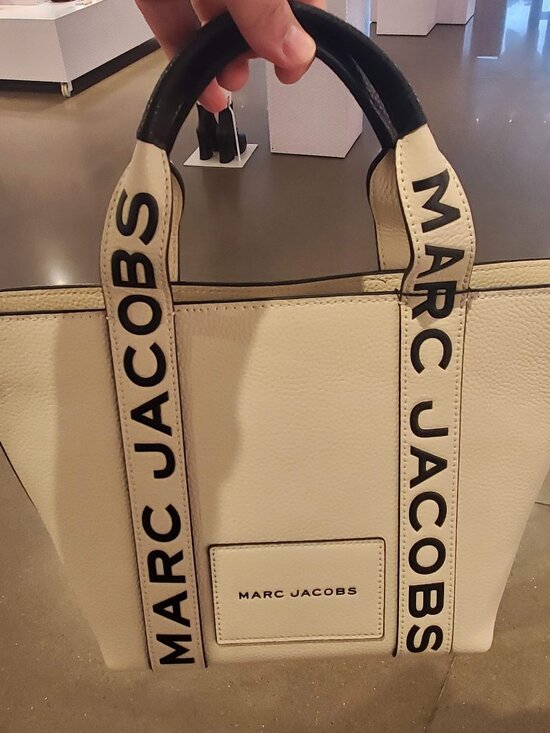 Marc Jacobs Handbags - Marc Jacobs Small Pebble Leather Tote with Strap